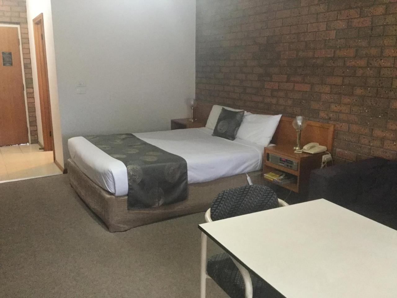 Sportslander Motor Inn Moama Exteriér fotografie
