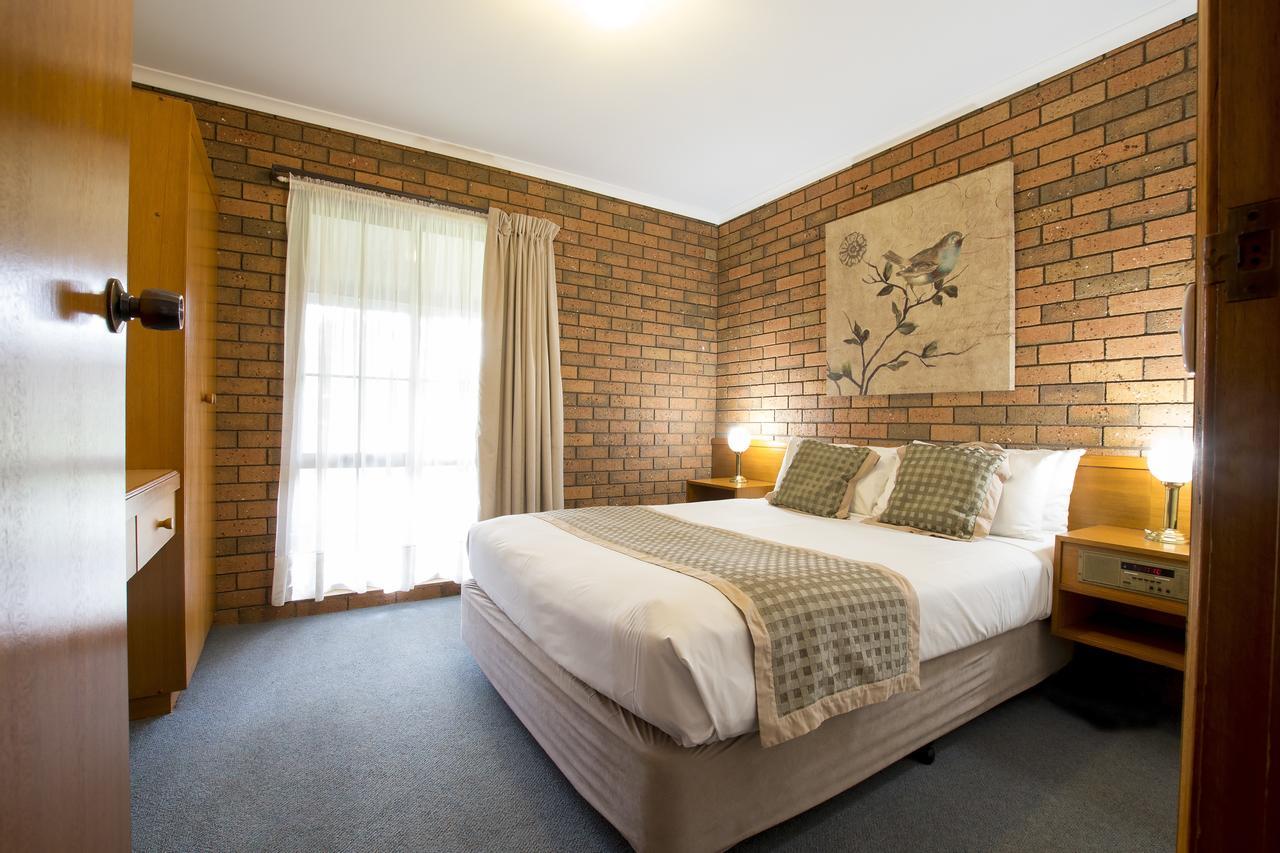 Sportslander Motor Inn Moama Exteriér fotografie